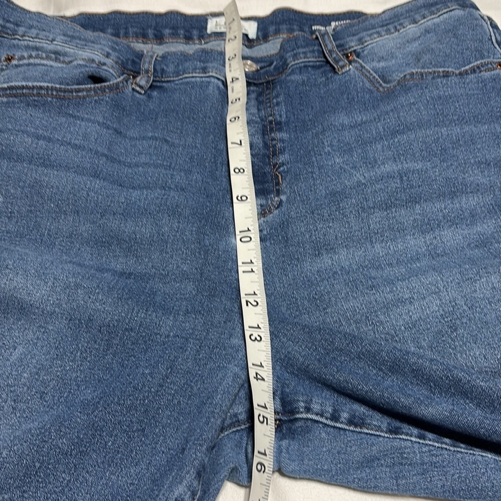 Nicole Miller Soho High Rise Ankle Skinny Distressed Jeans(154) - Picture 5 of 7